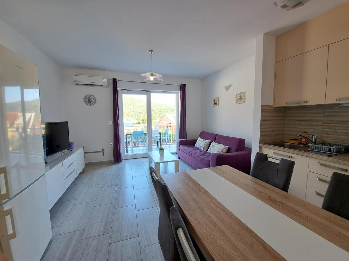 Apartments Sisevic - Comfort Apartments With Balconies And Sea View Слано Екстериор снимка