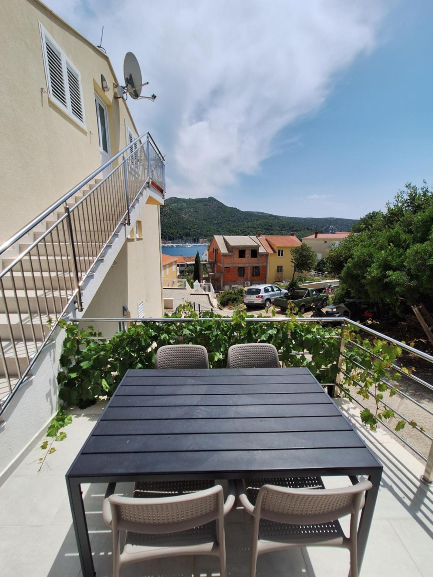Apartments Sisevic - Comfort Apartments With Balconies And Sea View Слано Екстериор снимка