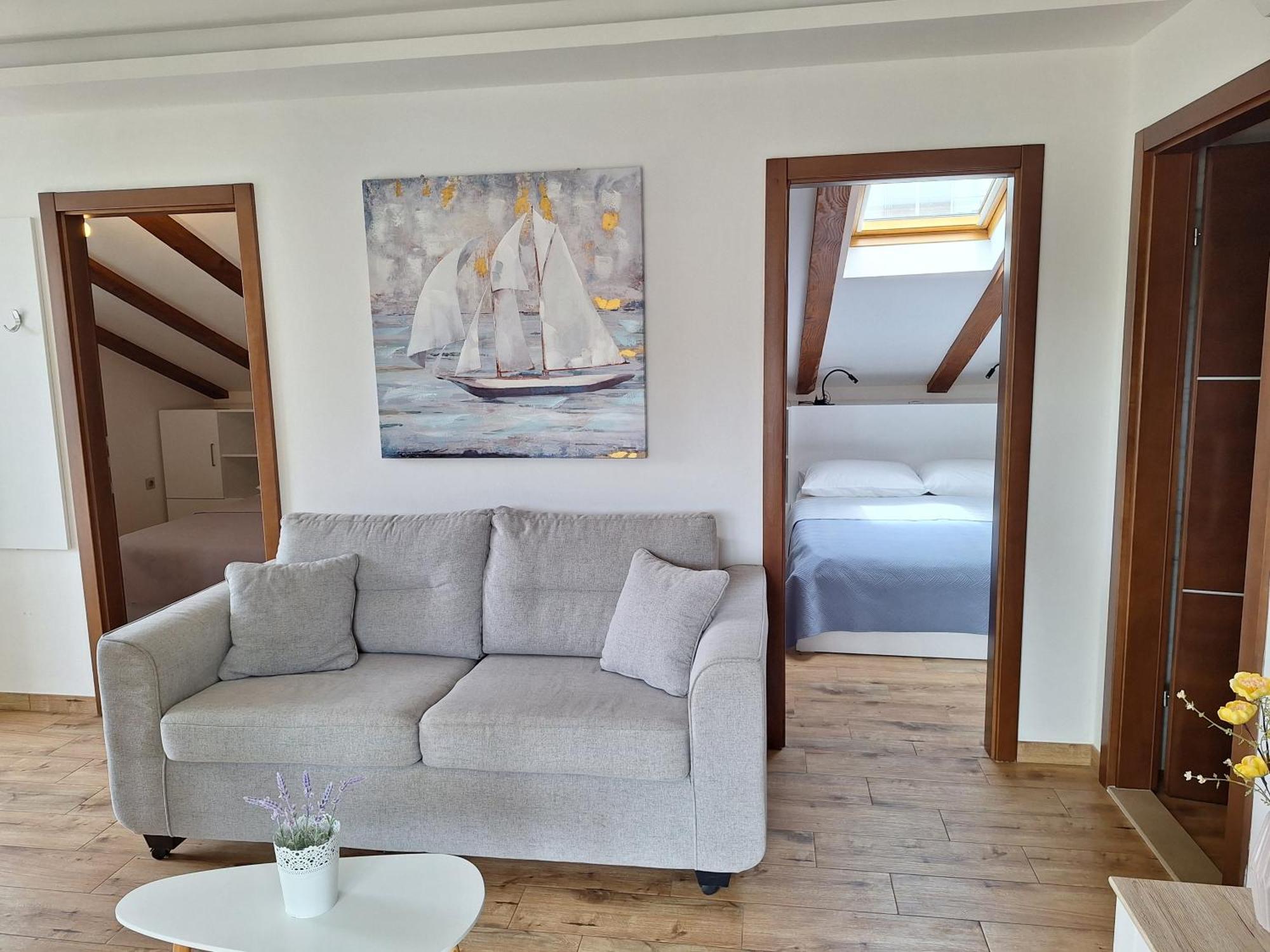 Apartments Sisevic - Comfort Apartments With Balconies And Sea View Слано Екстериор снимка