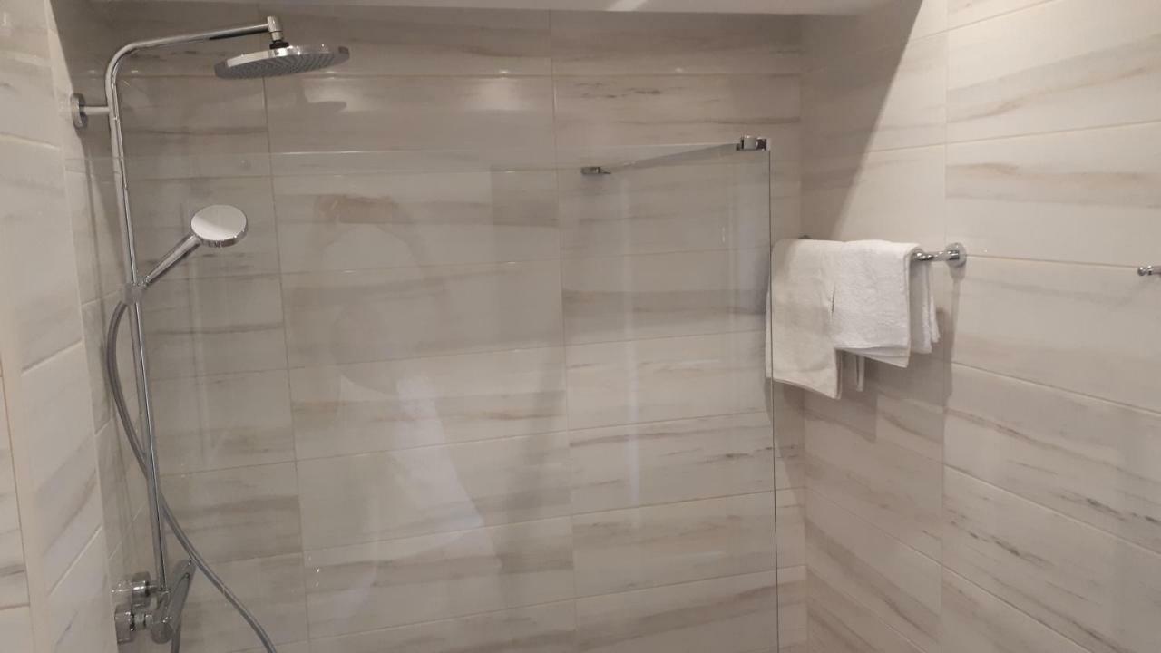 Apartments Sisevic - Comfort Apartments With Balconies And Sea View Слано Екстериор снимка